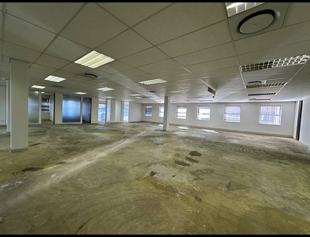 762M² OFFICE TO LET IN WOODMEAD